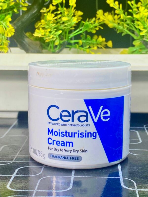 CeraVe Moisturizing Cream (85g)