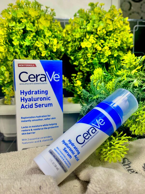 30ml Hydrating Hyaluronic Acid Serum by CeraVe - Image 2