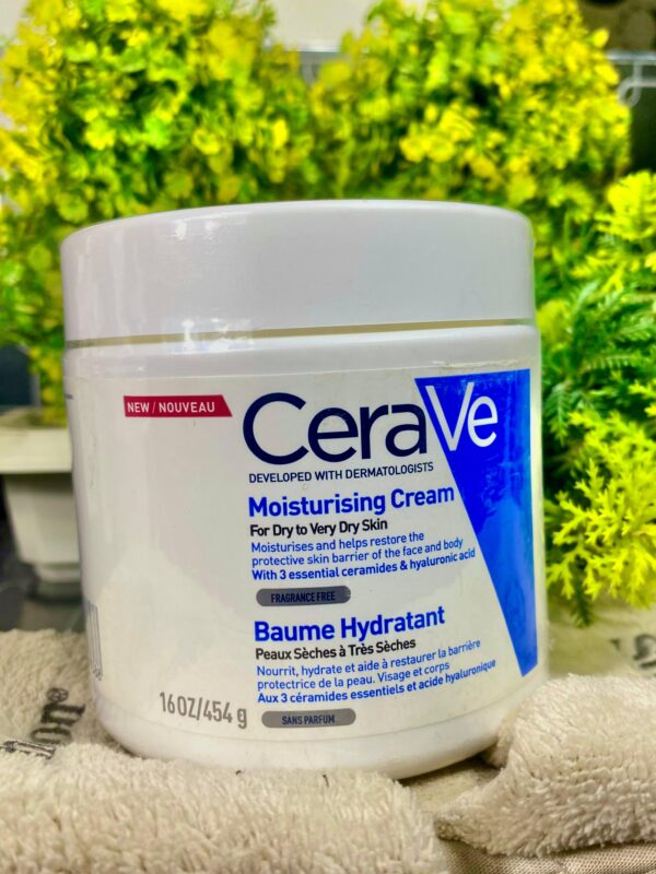 CeraVe  454g Moisturizing Cream - Image 2